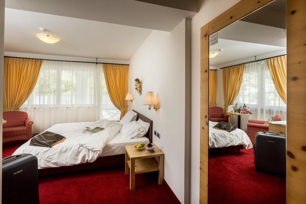 Diamant Spa Resort Santa Cristina Val Gardena Chambre photo