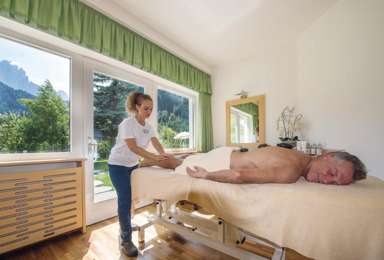 Diamant Spa Resort Santa Cristina Val Gardena Extérieur photo